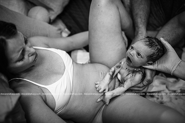 2016 International Association of Professional Birth Photographers - Honorable Mention - 7 | in between two worlds. | alexandra kayy photography